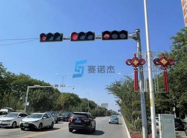 電視臺專題節目為“濮陽市公安局民生實事----市級智慧交通系統”暢行效果點贊